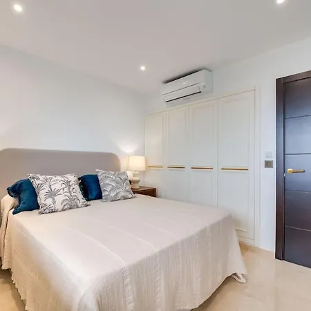 Апартаменти Lxr Matisse 2hab Primera Linea De Playa Фуенхірола